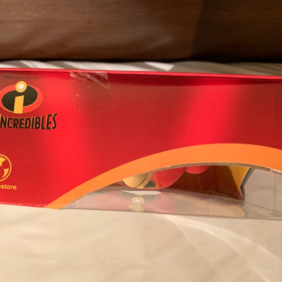 Incredibles NEW Mr Incredible Talking Action Figure - Picture 6 of 8